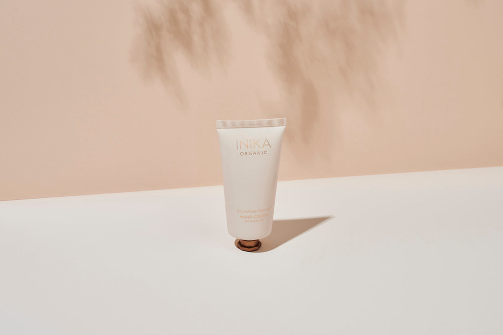 INIKA Organic, Hand Cream, naturlig, ekologisk, vegansk, handkräm, återfuktar, lugnar, är reparerande, har anti-age egenskaper, reseförpackning