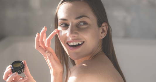 Naturlig ekologisk ögonkräm hudvård