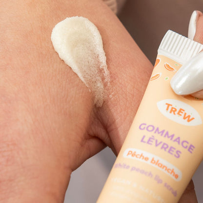 White Peach Sugar Lip Scrub