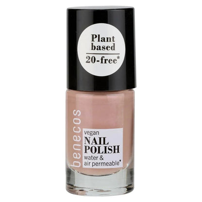beiger Nagellack