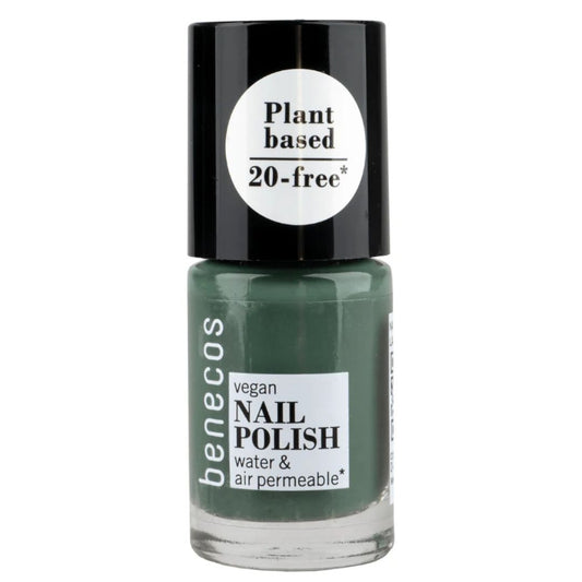 grüner Nagellack