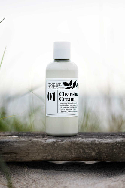 Moonsun Organic Cleansing Cream