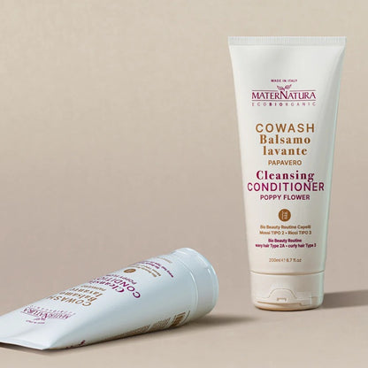 Schampo för lockigt hår