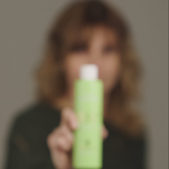 Stimulating Olive Leaf Lotion for Hair Prone to Falling Out